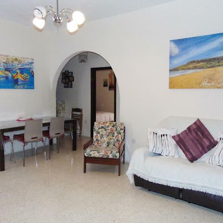 Kennedy Court - Prime Location - Bus Terminus Apartment Сейнт Полс Бей Екстериор снимка