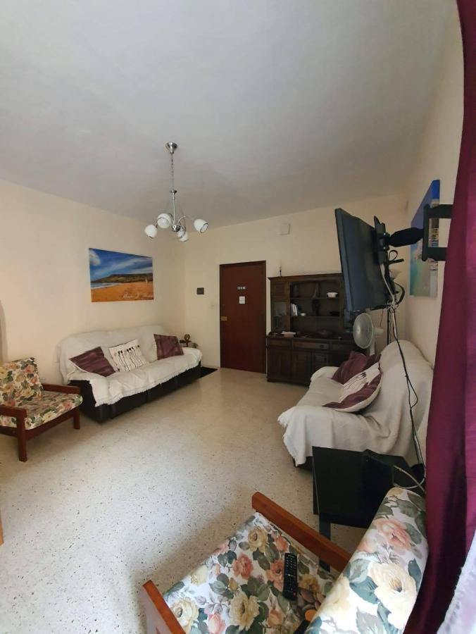 Kennedy Court - Prime Location - Bus Terminus Apartment Сейнт Полс Бей Екстериор снимка